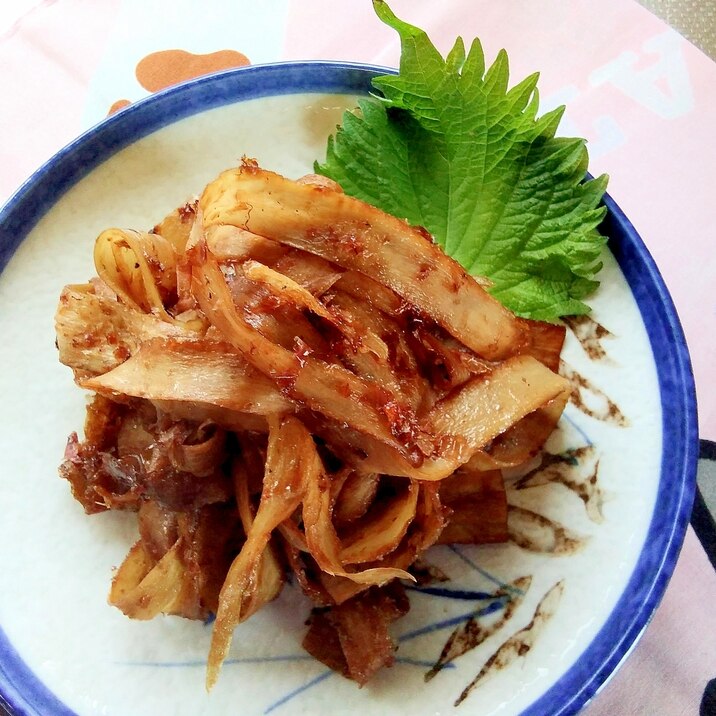 牛蒡の鰹節炒め リボン状牛蒡のおかか炒め